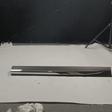 Rear door trim panel C000...